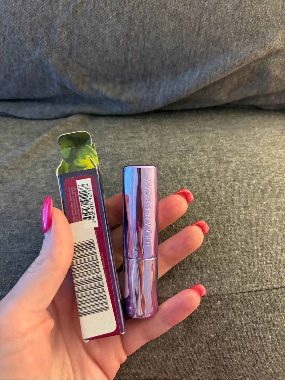 Urban Decay Sheer Revolution Lipstick - Berry Plum